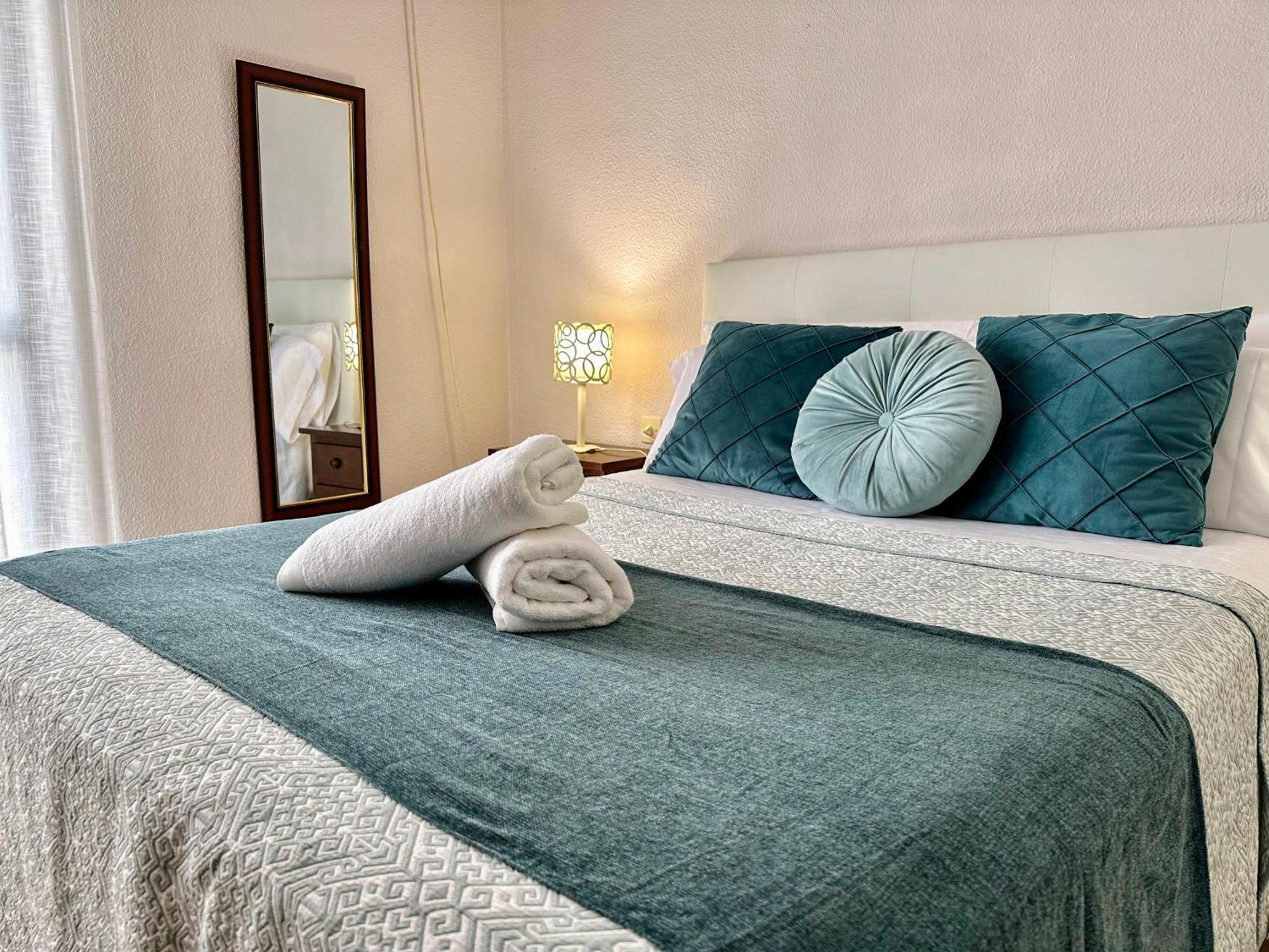 Apartamento Alcazar San Basilio Cordoba Dış mekan fotoğraf